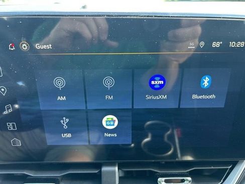 New 2026 Chevrolet Equinox LT w/ Convenience Package II image 10