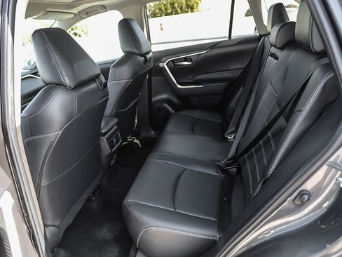 Used 2023 Toyota RAV4 XLE Premium AWD/4WD image 18