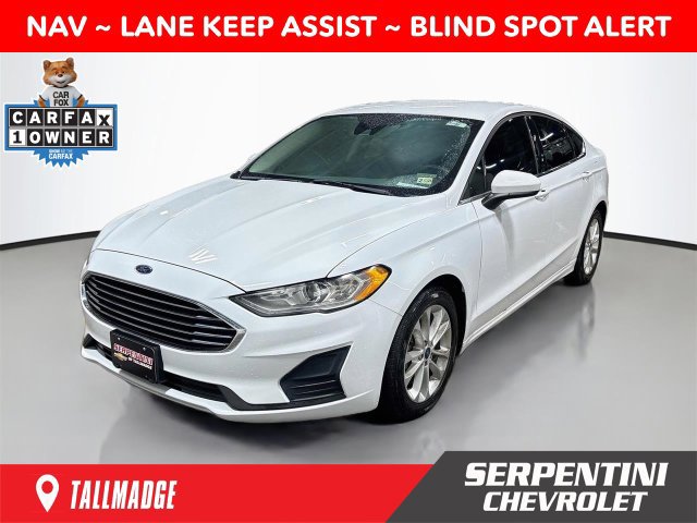Used 2019 Ford Fusion SE FWD image 1