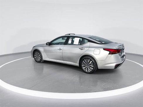 Certified 2024 Nissan Altima 2.5 SV image 6