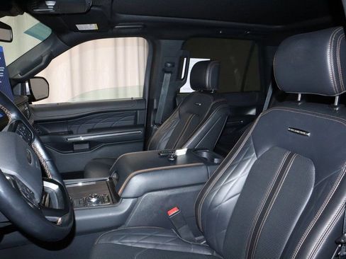 Certified 2022 Ford Expedition Platinum image 26