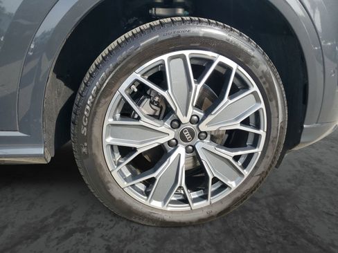 Used 2025 Audi Q5 Premium Plus w/ Premium Plus image 6