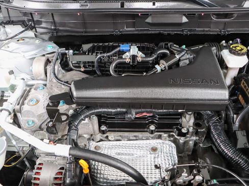 Used 2020 Nissan Rogue SV FWD image 30