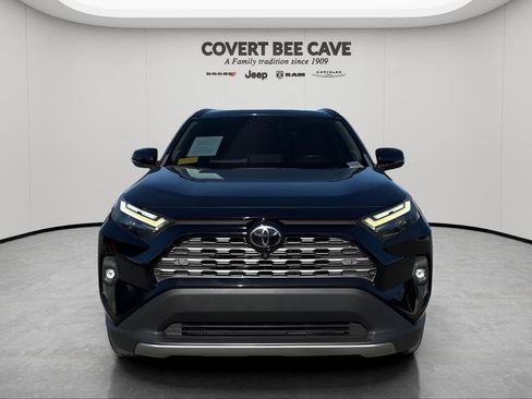 Used 2022 Toyota RAV4 Limited image 2