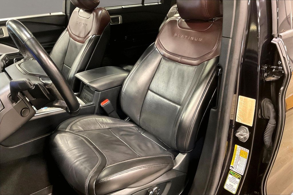 Used 2020 Ford Explorer Platinum AWD/4WD image 22