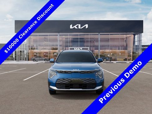 New 2024 Kia Niro Wind FWD image 2
