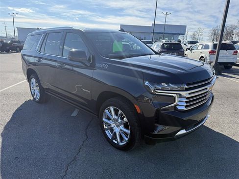 Used 2024 Chevrolet Tahoe High Country w/ Premium Package image 8