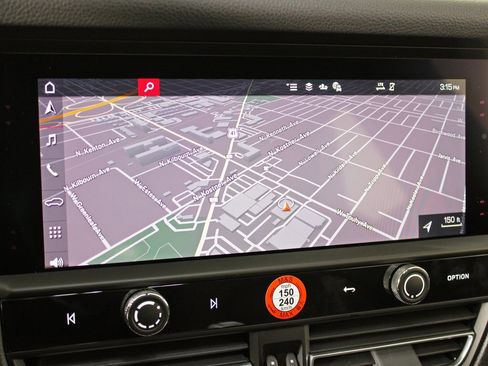 New 2026 Porsche Macan image 27