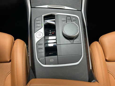 Used 2023 BMW 330i xDrive Sedan w/ Premium Package AWD/4WD image 23