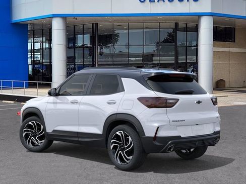 New 2026 Chevrolet TrailBlazer RS w/ Convenience Package FWD image 3
