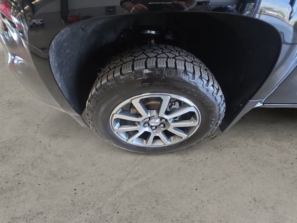 Used 2021 GMC Canyon Denali AWD/4WD image 13