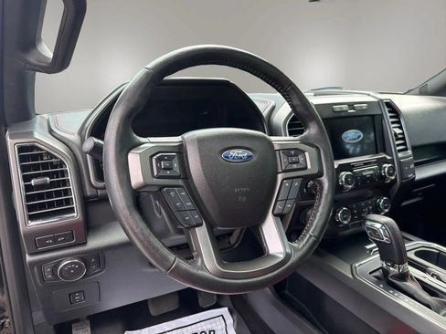 Used 2016 Ford F150 Lariat w/ Equipment Group 502A Luxury AWD/4WD image 11