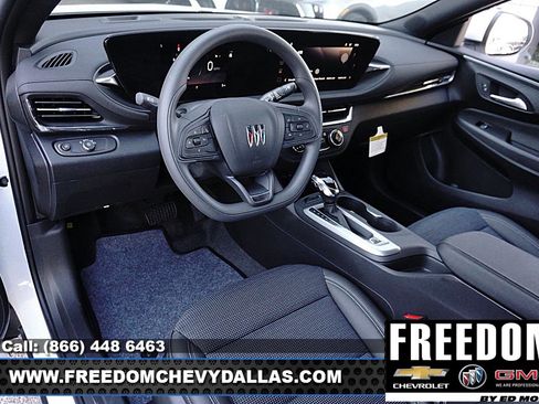 New 2026 Buick Envista Preferred FWD image 10