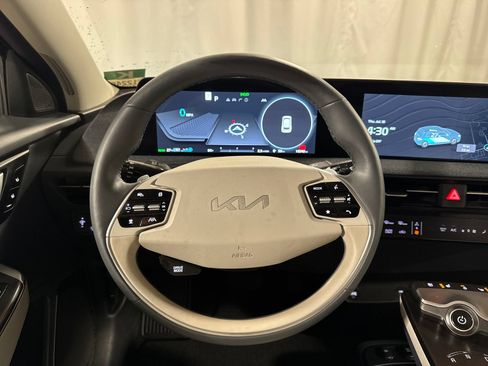Certified 2024 Kia EV6 Wind w/ Wind Technology Package AWD/4WD image 20
