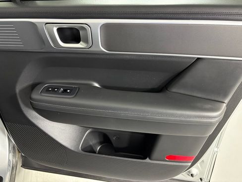 Used 2025 Hyundai Santa Fe SEL FWD image 44