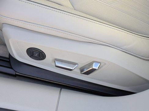 Used 2022 Audi A6 3.0T Prestige image 14