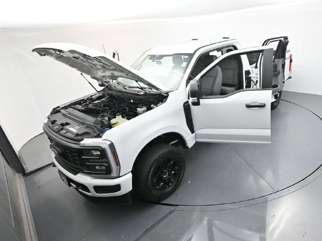 Certified 2025 Ford F350 XL w/ STX Appearance Package AWD/4WD image 48