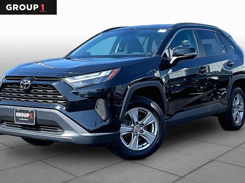 Used 2024 Toyota RAV4 XLE FWD image 1