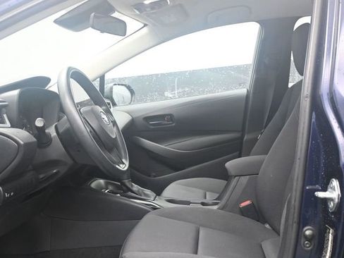 Used 2024 Toyota Corolla LE image 6