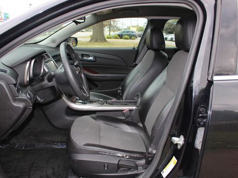 Used 2013 Chevrolet Malibu LT image 15