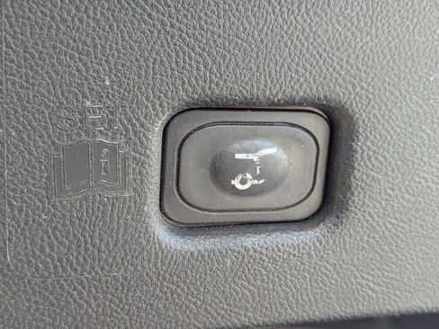 Used 2022 Lincoln Nautilus Reserve w/ Equipment Group 201A image 27