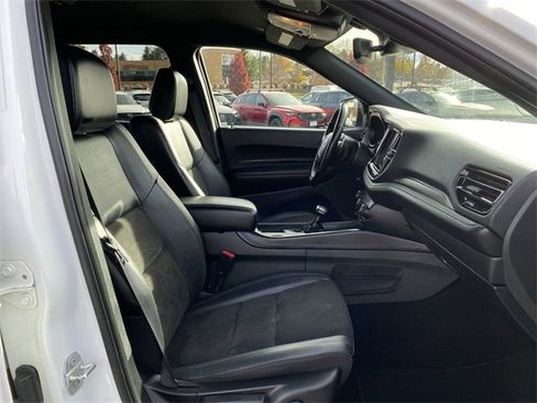 Used 2022 Dodge Durango GT image 28