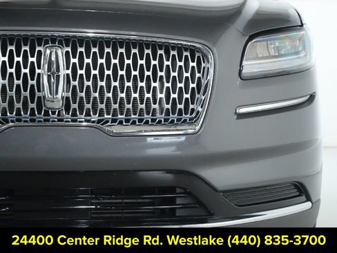 Certified 2022 Lincoln Nautilus AWD w/ Premium Package image 8