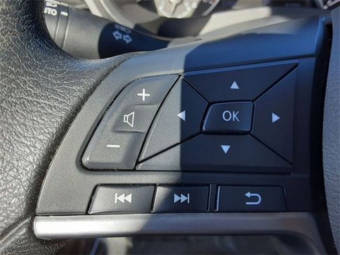 Used 2024 Nissan Altima 2.5 SV image 17