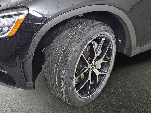 Used 2020 Mercedes-Benz GLC 43 AMG 4MATIC image 36