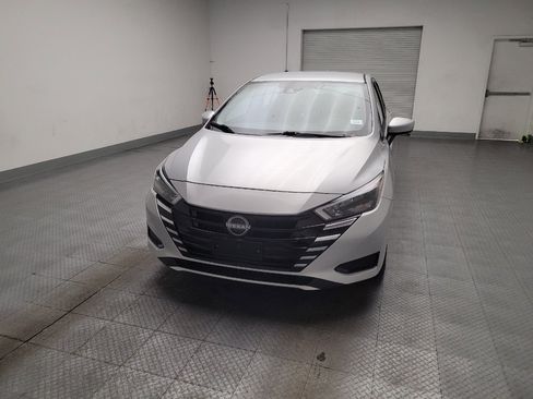 Used 2025 Nissan Versa SV FWD image 15