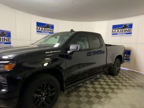 Used 2024 Chevrolet Silverado 1500 Custom image 6