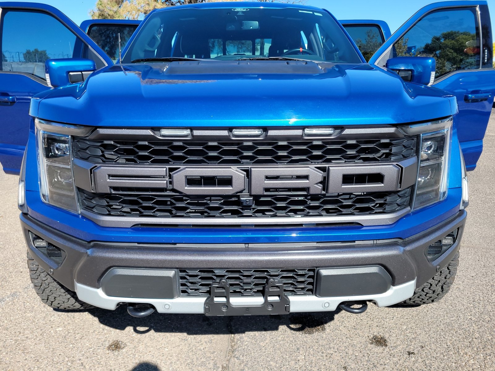 Used 2022 Ford F150 Raptor w/ Equipment Group 801A High AWD/4WD image 23