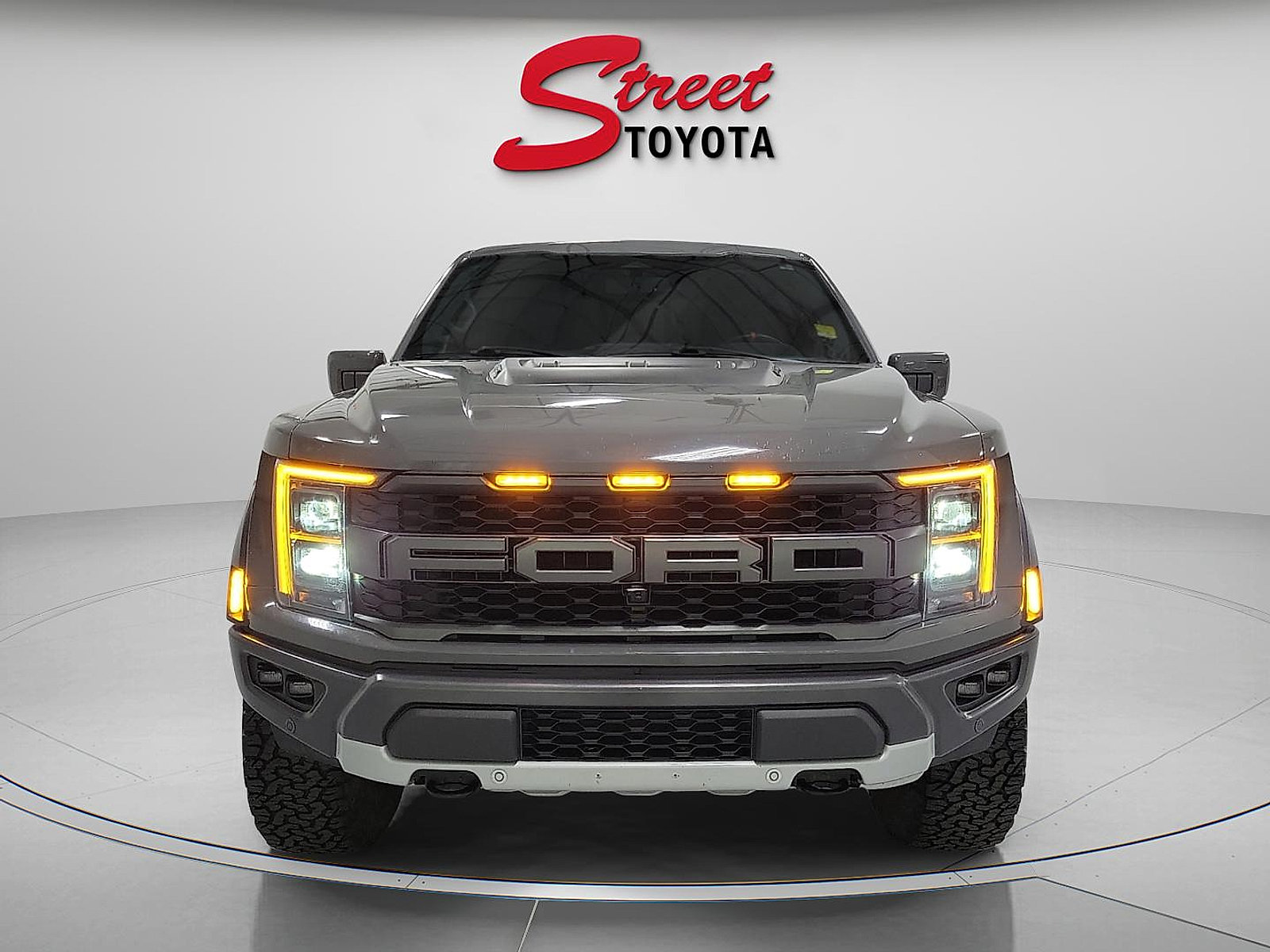 Used 2021 Ford F150 Raptor w/ Equipment Group 801A High AWD/4WD image 6