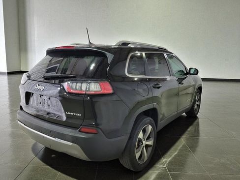 Used 2019 Jeep Cherokee Limited image 24