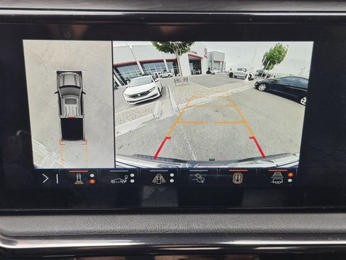 Used 2024 GMC Sierra 1500 AT4 image 31