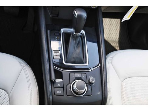 Used 2025 MAZDA CX-5 AWD 2.5 S w/ Preferred Package image 23