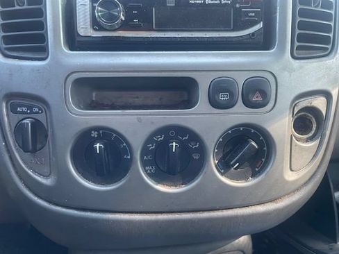 Used 2003 Ford Escape XLT AWD/4WD image 15