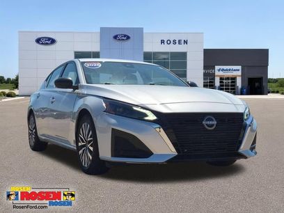 Used 2025 Nissan Altima 2.5 SV