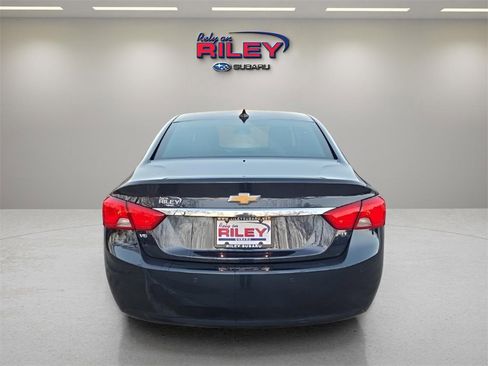 Used 2016 Chevrolet Impala LT w/ Convenience Package image 4