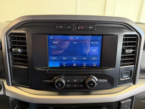 Used 2021 Ford F150 XLT image 17