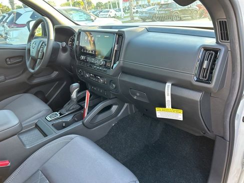 New 2026 Nissan Frontier SV AWD/4WD image 42