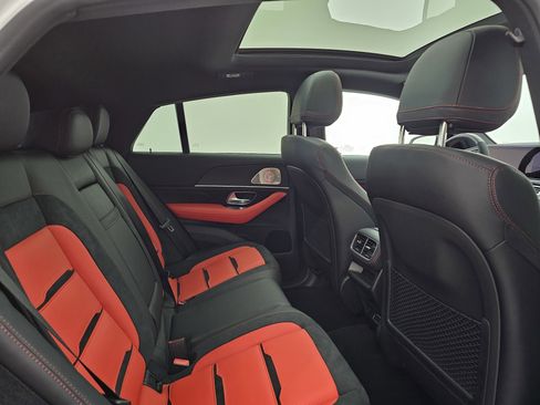 New 2026 Mercedes-Benz GLE 53 AMG 4MATIC Coupe image 31