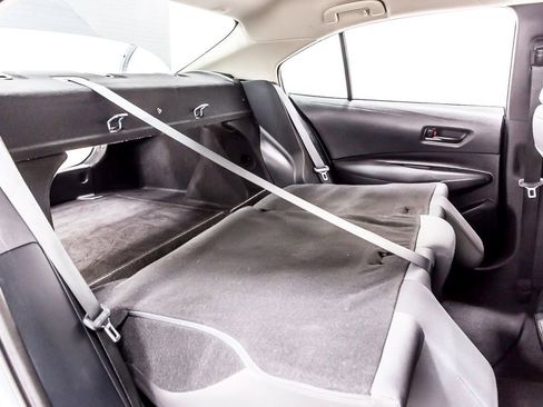 Used 2024 Toyota Corolla LE FWD image 37