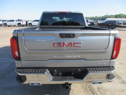 New 2026 GMC Sierra 1500 SLT w/ SLT Premium Package AWD/4WD image 6