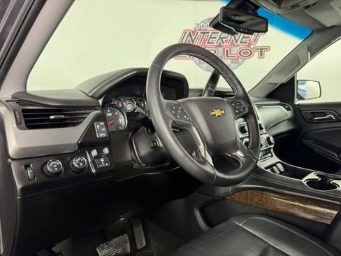 Used 2016 Chevrolet Suburban LT AWD/4WD image 10