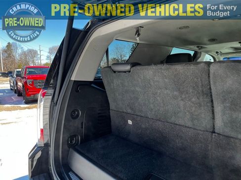 Used 2017 GMC Yukon SLT w/ Open Road Package image 13