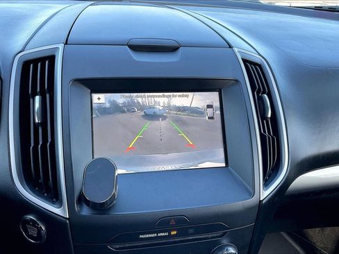 Used 2018 Ford Edge SEL w/ Equipment Group 201A image 14