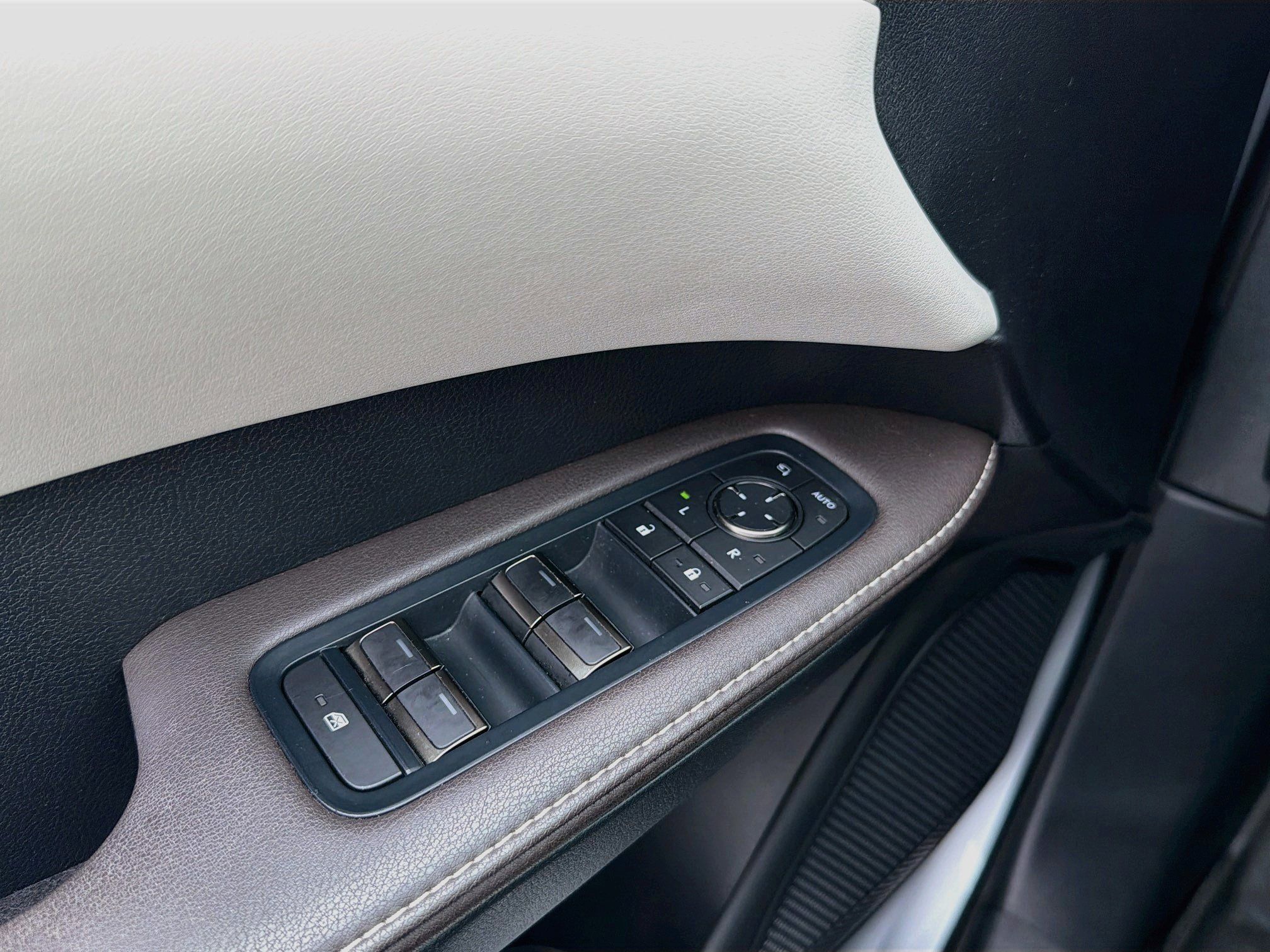 Certified 2024 Lexus RX 350 AWD w/ Convenience Package image 14