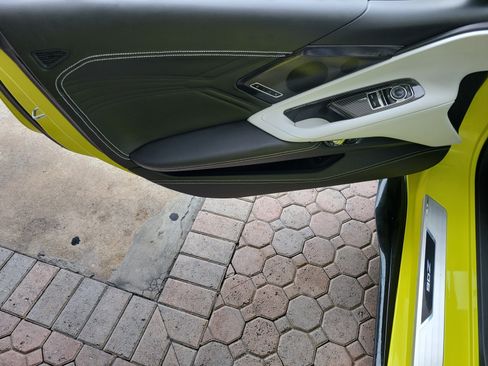 Used 2023 Chevrolet Corvette Z06 w/ Stealth Interior Trim Package RWD image 15