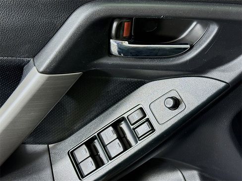 Used 2016 Subaru Forester 2.0XT Touring w/ Eyesight & Navigation System image 25